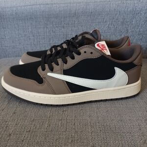 Air jordan 1 low og travis scott mocha size 10 no box UA. 125 OBO